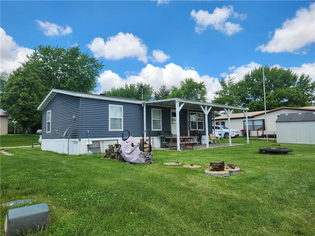 25 PRAHLS DR, NEOGA, IL 62447, photo 1 of 11